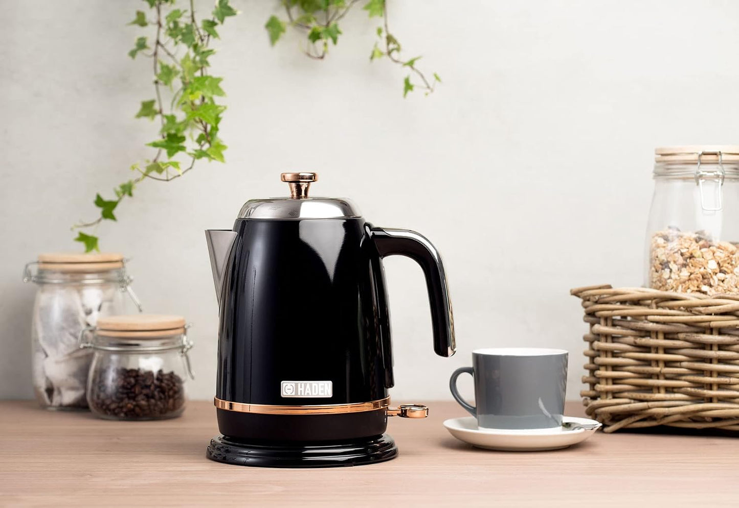 Haden Kettle Salcombe 1.7L Fast Boil Stainless Steel Auto Black & Copper
